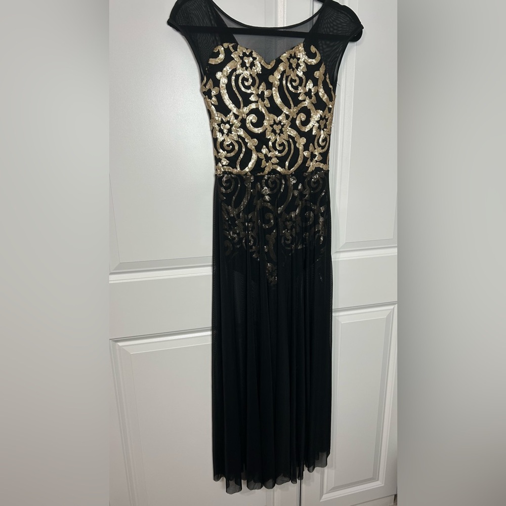 Elegant Black and Gold Evening Dress